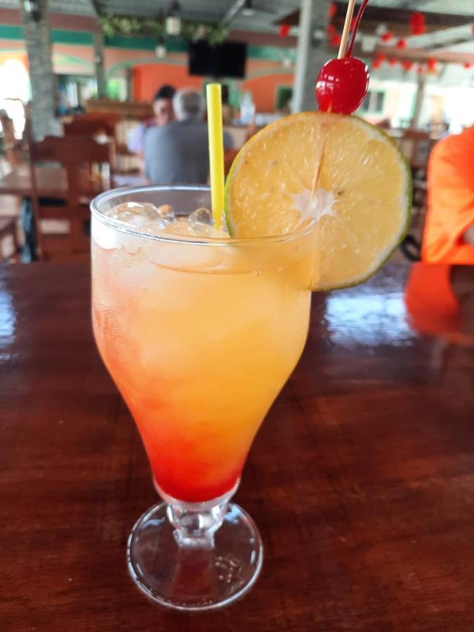 Sunshine View Hotel And Restaurant Corozal Eksteriør billede