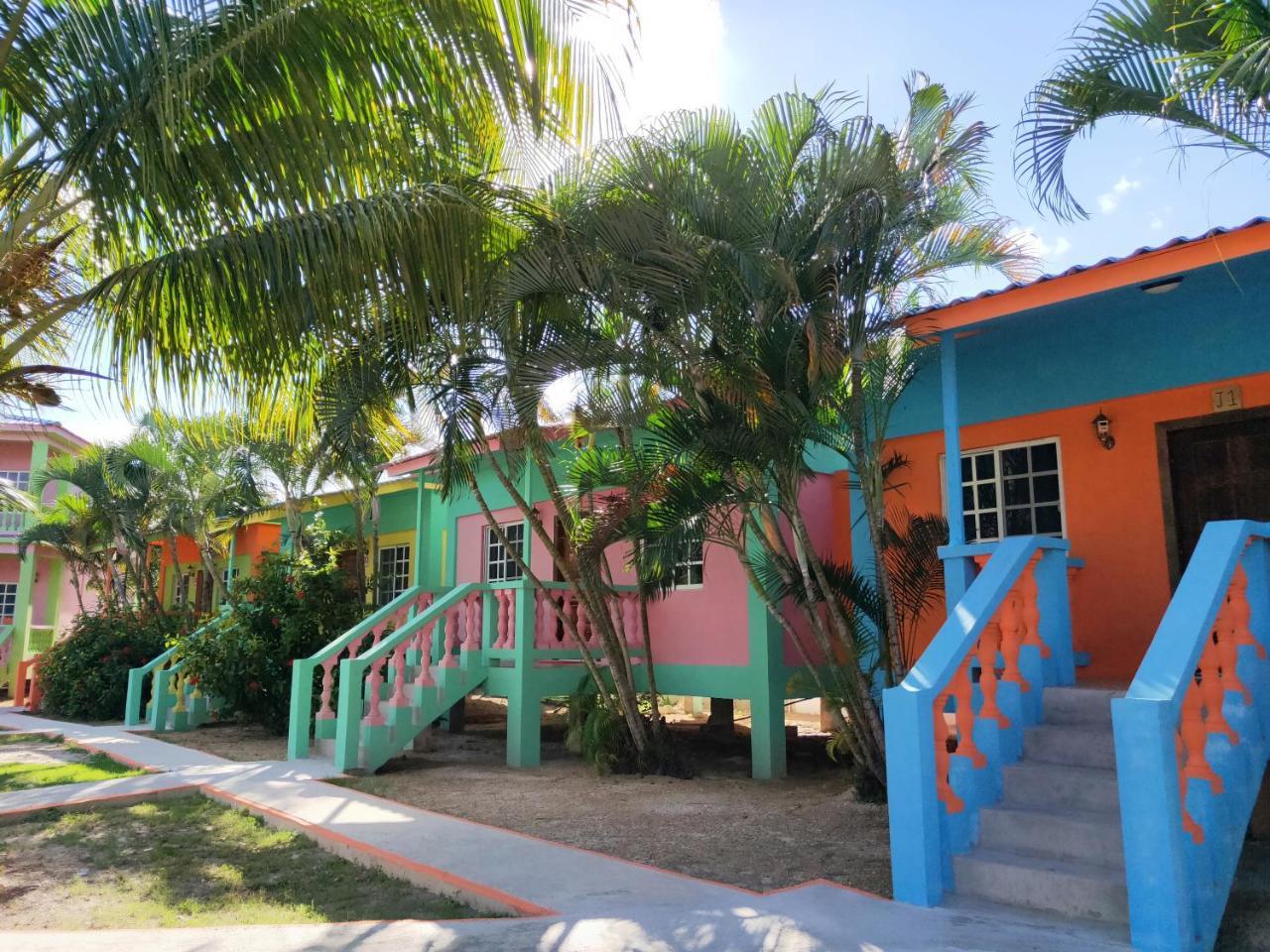 Sunshine View Hotel And Restaurant Corozal Eksteriør billede