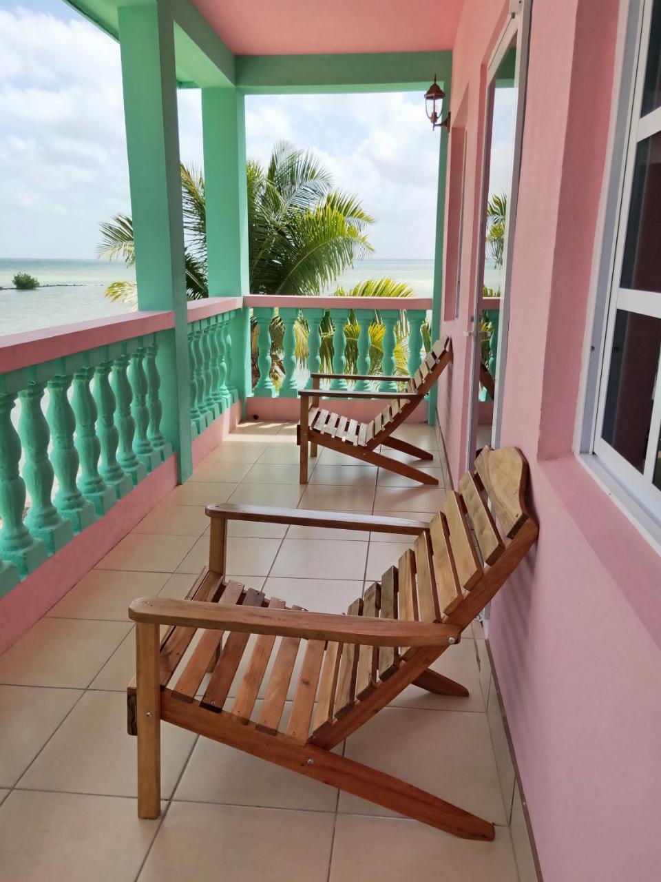 Sunshine View Hotel And Restaurant Corozal Eksteriør billede