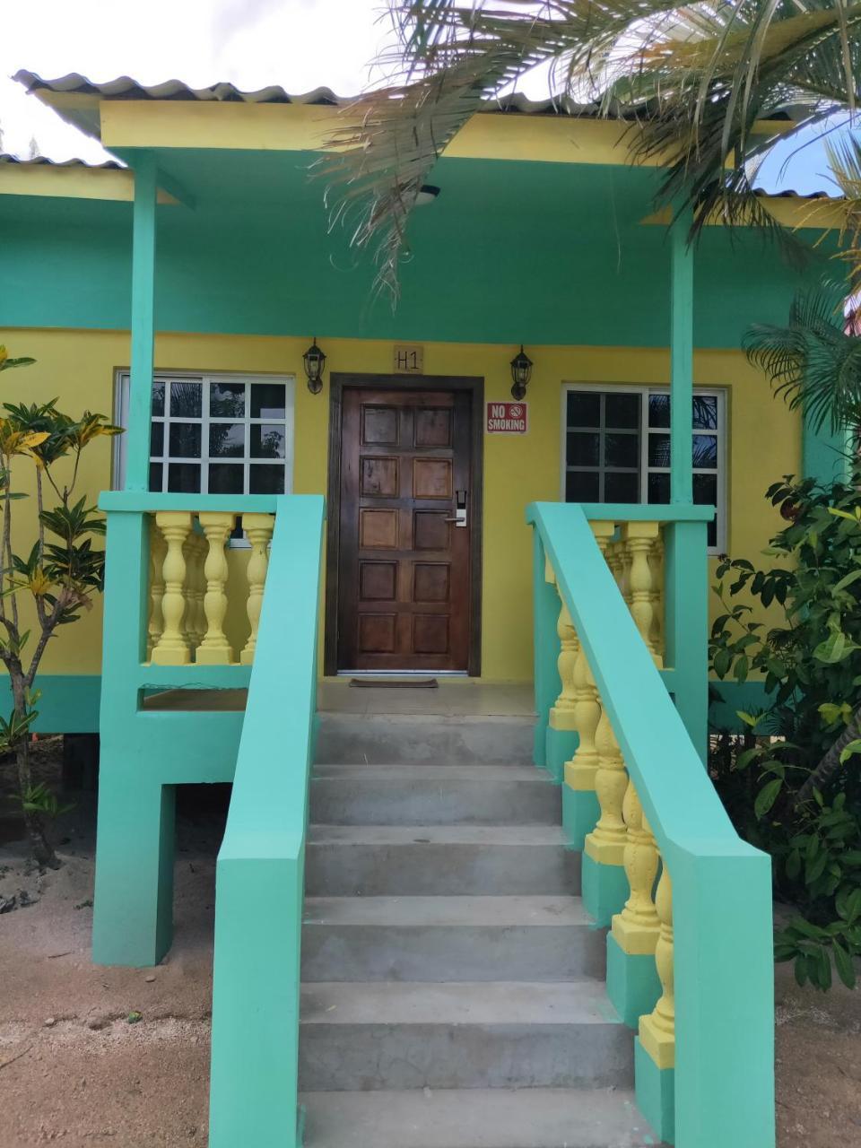 Sunshine View Hotel And Restaurant Corozal Eksteriør billede