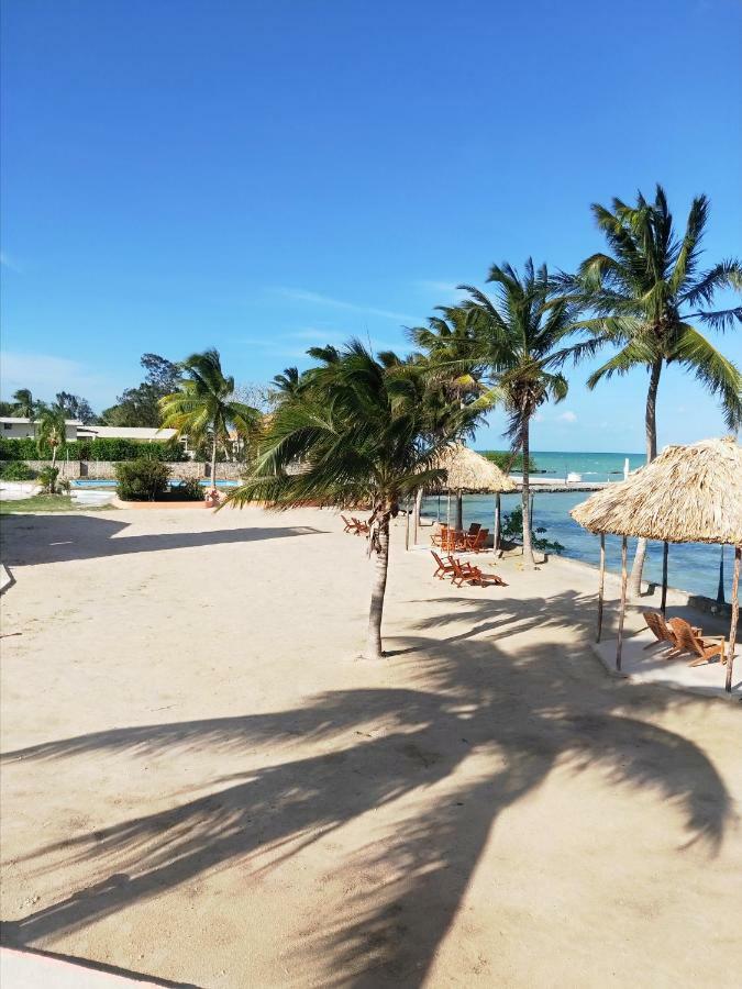 Sunshine View Hotel And Restaurant Corozal Eksteriør billede